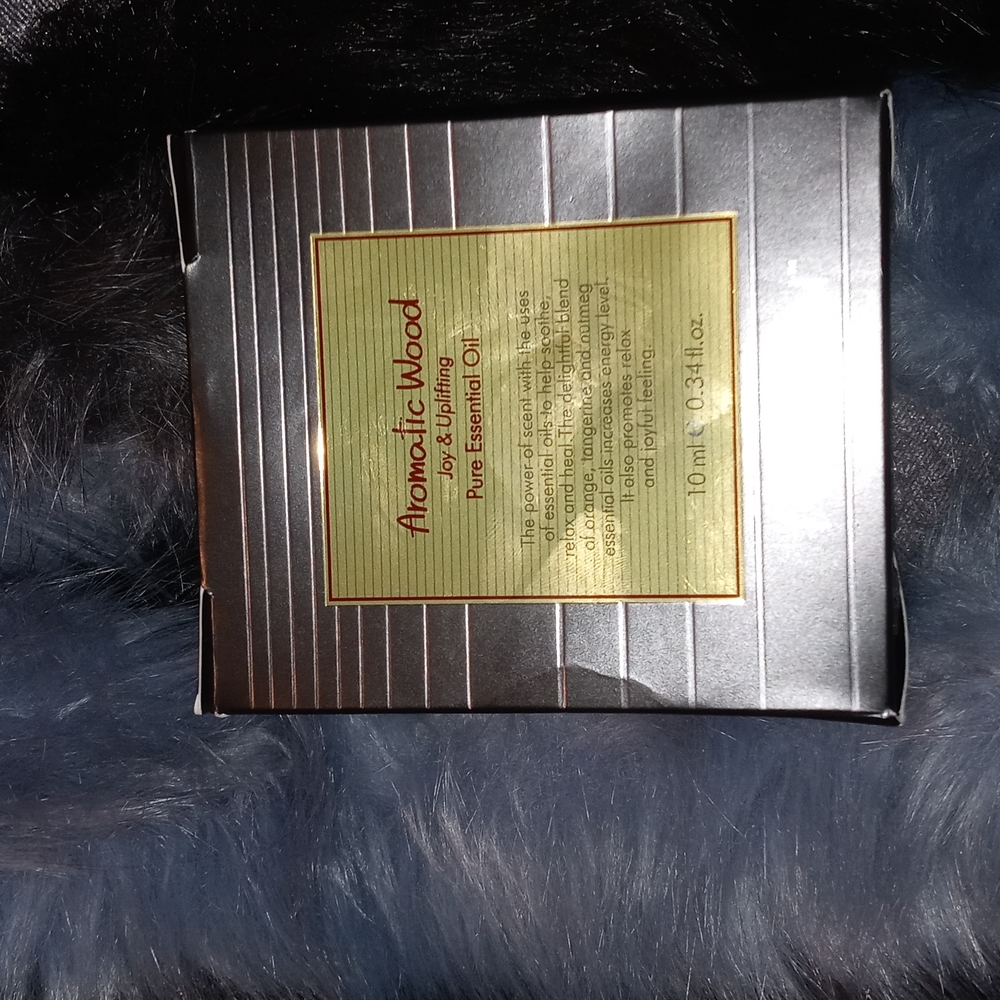 Aromatic Wood Pure Essential Oil